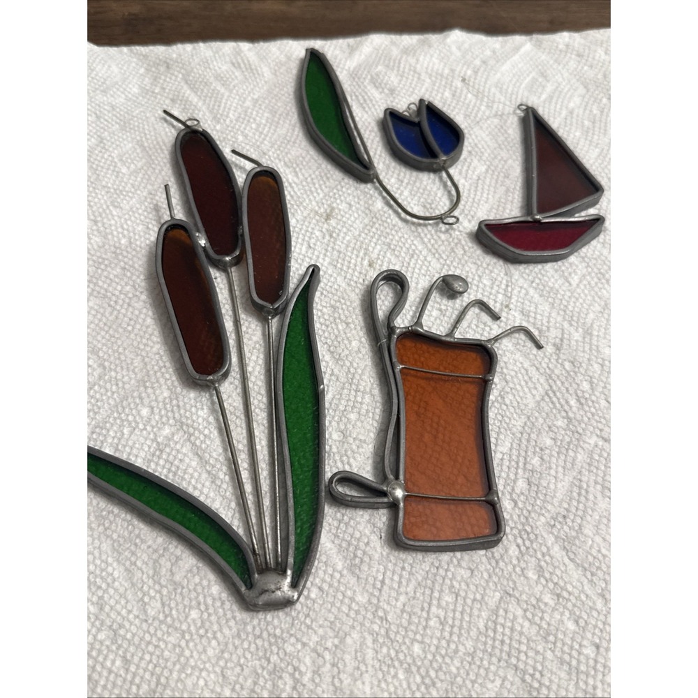 Vintage Lot Of Stained Glass Sun Catchers Tulip Golf Bag Sailboat Cattails